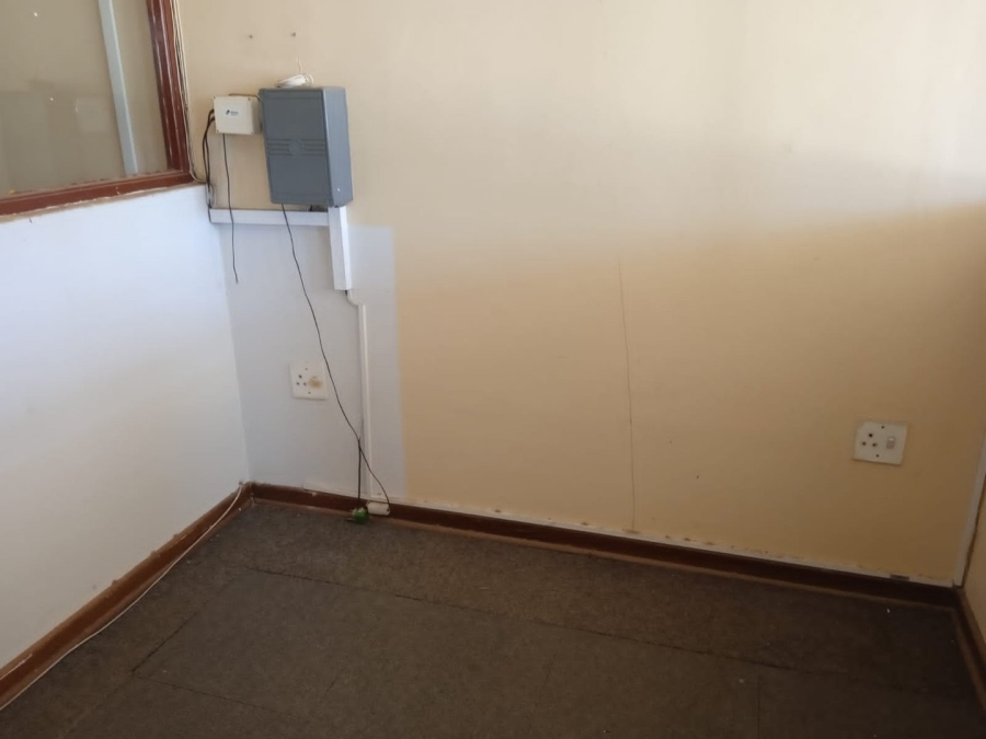  Bedroom Property for Sale in Bloemhof North West